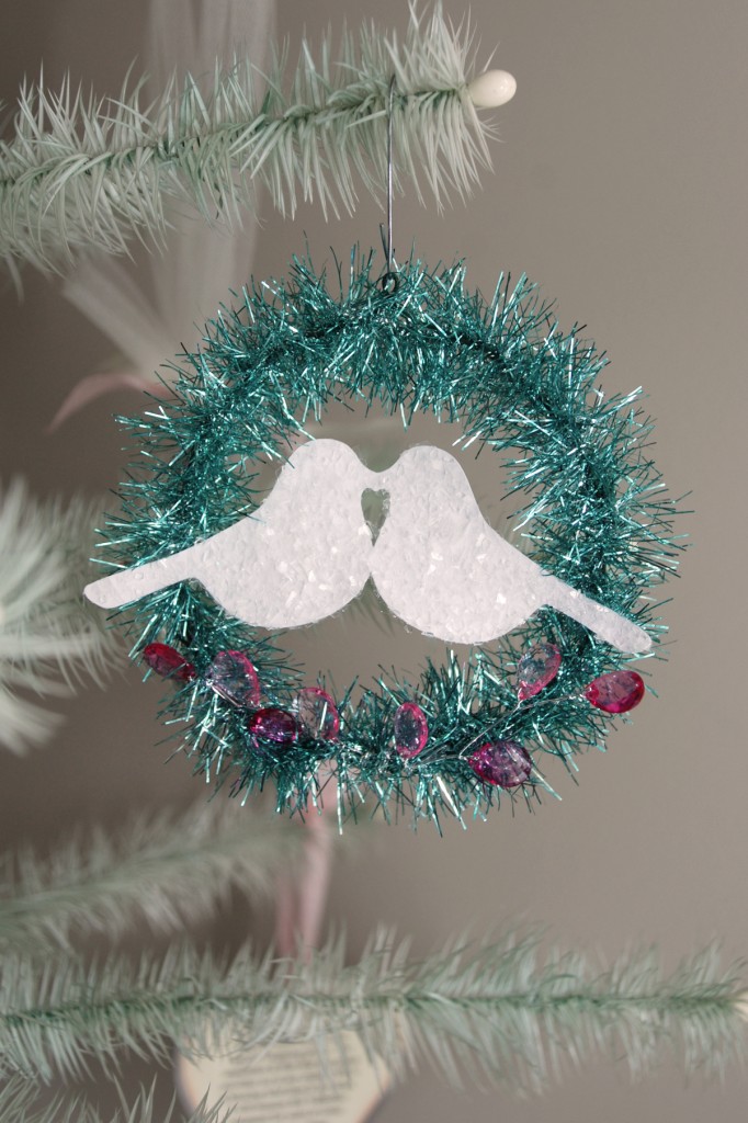 Kissing Love Birds Valentine Ornament