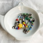 Friendship Pins, Kid Craft, Summer Kid Craft, Easy Kid Craft