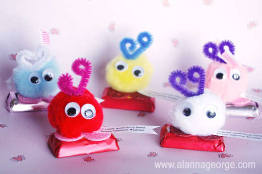 Valentine Kid Craft, Valentine Warm Fuzzy, Valentine Kids, Pom-pom craft, Easy Kid Craft