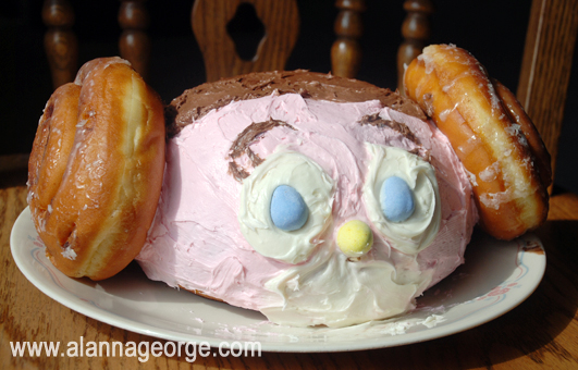 How To | Princess Leia Star Wars Angry Bird Cake